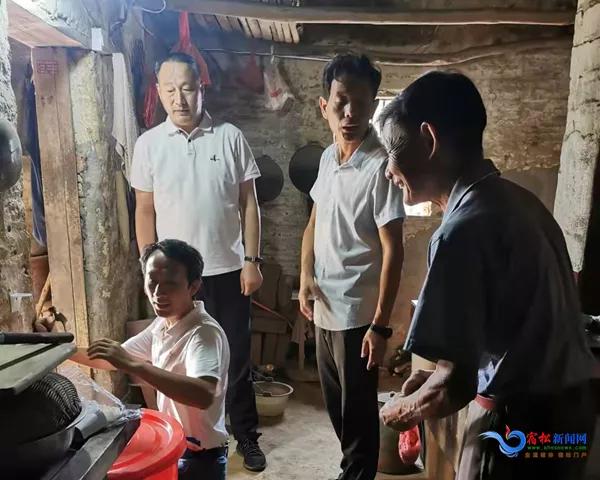 大阳城集团娱乐下载app捐赠净水器 爱心助力居民饮水健康